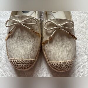 NWT Guess Cream and Gold Espadrille Shoes